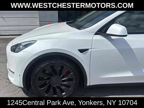 Used 2022 Tesla Model Y Performance AWD/4WD image 8