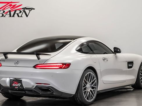 Used 2017 Mercedes-Benz AMG GT Coupe image 5