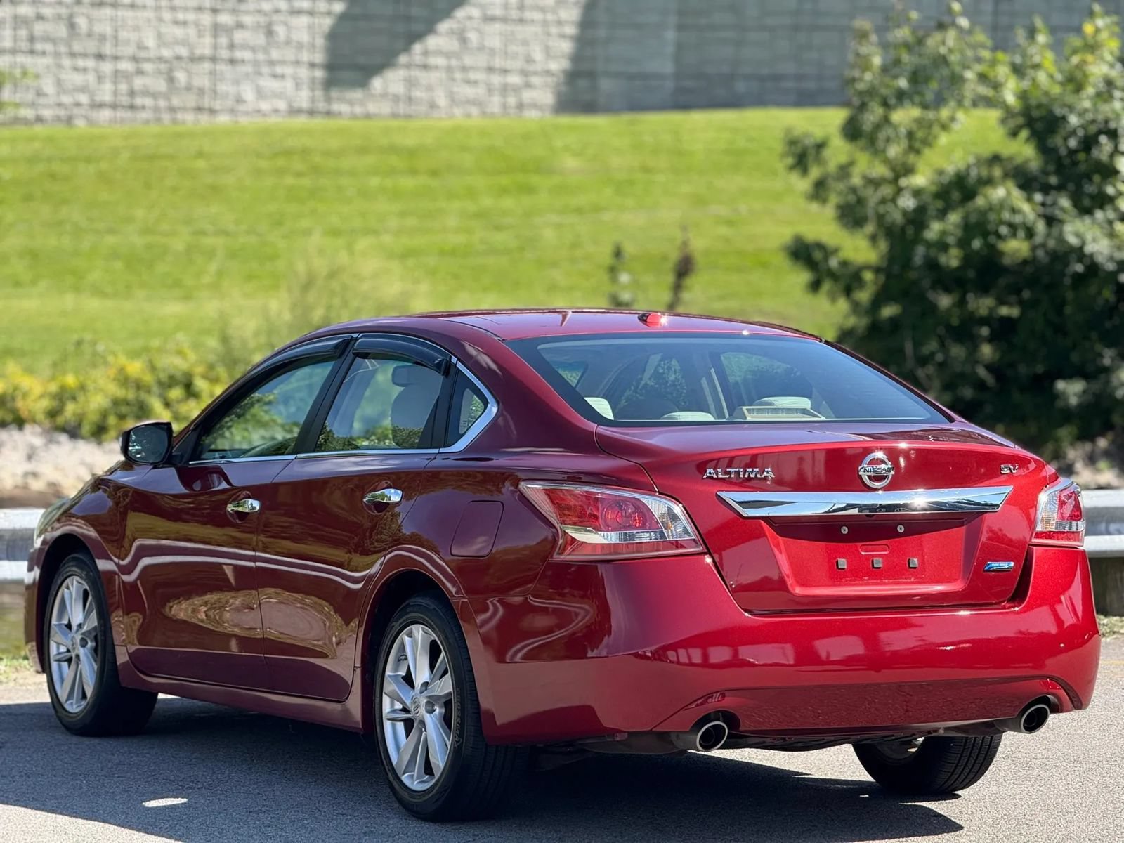 Used 2013 Nissan Altima 2.5 SV w/ 2.5SV Convenience Pkg FWD image 7