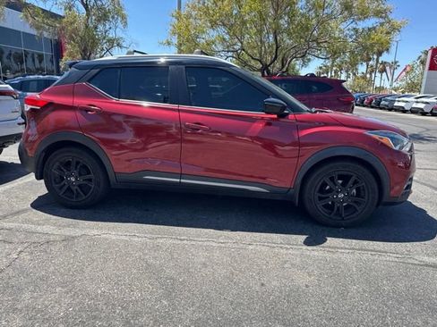 Certified 2020 Nissan Kicks SR w/ Exterior Package FWD image 4