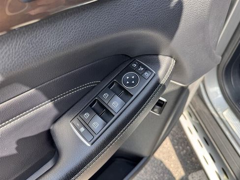 Used 2015 Mercedes-Benz ML 350 4MATIC image 12