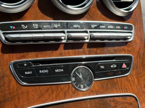 Used 2018 Mercedes-Benz C 300 Sedan image 27