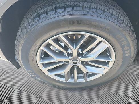 Used 2023 Nissan Rogue S FWD image 29