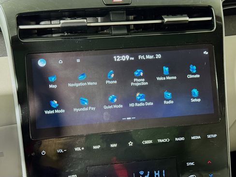 Used 2023 Hyundai Tucson Limited image 20