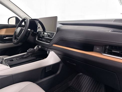 Certified 2026 Toyota Grand Highlander AWD image 44