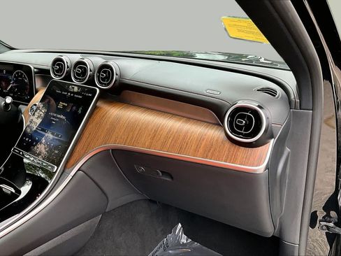 Certified 2024 Mercedes-Benz GLC 300 4MATIC image 19