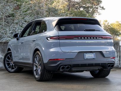 New 2025 Porsche Cayenne E-Hybrid