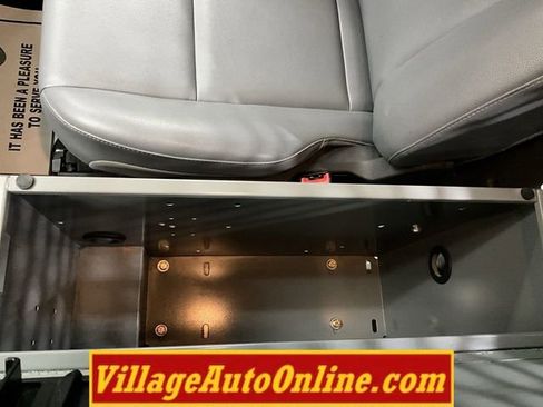 Used 2018 Ford Transit 250 148 Low Roof image 27