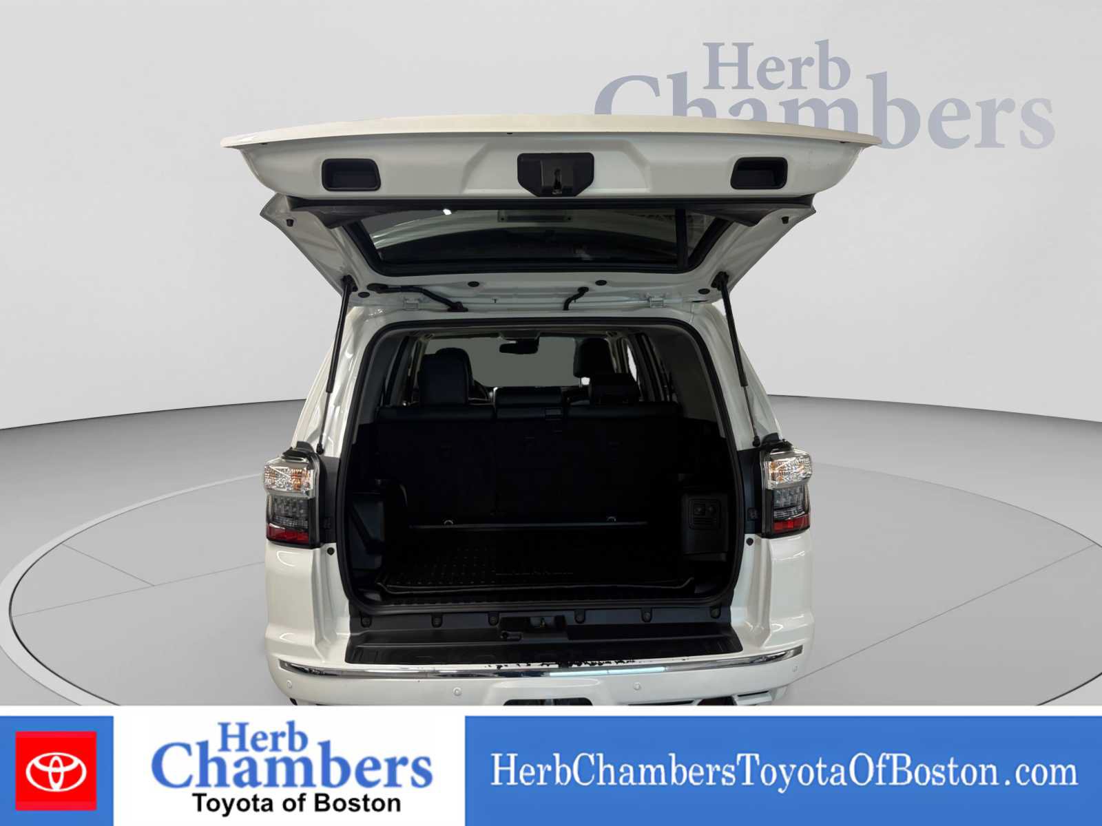 Used 2022 Toyota 4Runner Limited AWD/4WD image 4