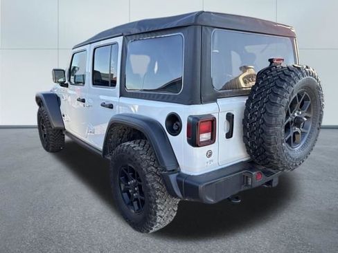 Used 2024 Jeep Wrangler Willys image 2