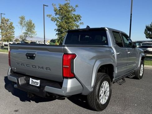 New 2025 Toyota Tacoma SR5 image 7