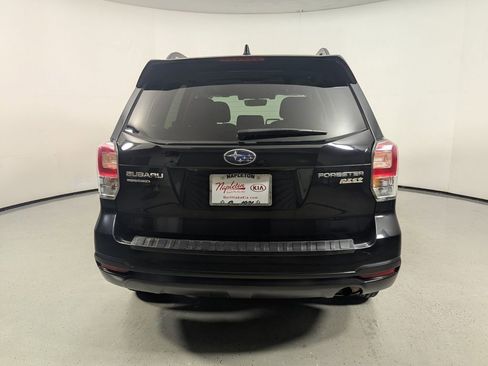 Used 2017 Subaru Forester 2.5i Premium AWD/4WD image 6