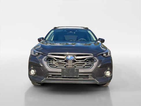 Used 2024 Subaru Crosstrek 2.5i Limited w/ Crosstrek Mirror Package image 9