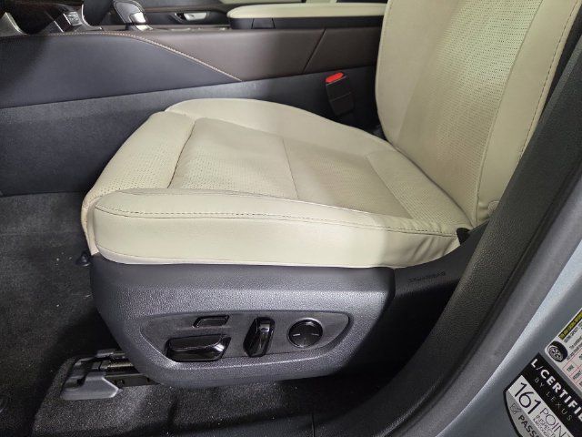 Used 2024 Lexus RX 350 AWD w/ Convenience Package image 29