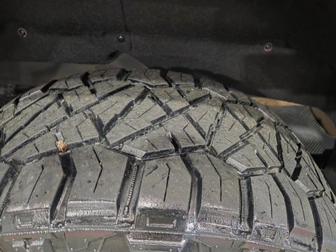 Used 2022 GMC Sierra 1500 Denali w/ Denali Premium Package image 90