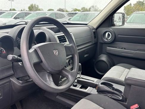 Used 2008 Dodge Nitro SXT AWD/4WD image 13