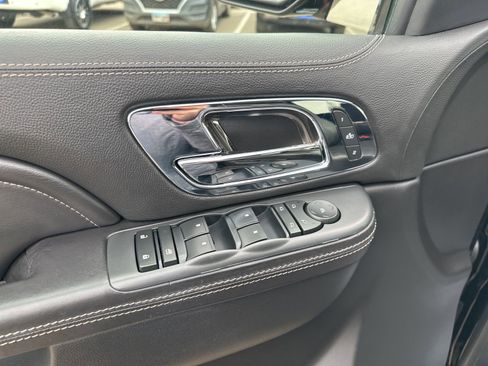 Used 2014 Cadillac Escalade ESV Platinum image 20