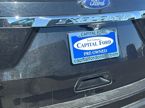 Used 2019 Ford Explorer XLT w/ Equipment Group 201A image 28