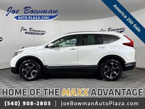 Used 2018 Honda CR-V Touring image 1