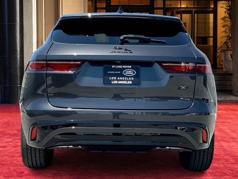 New 2026 Jaguar F-PACE R-Dynamic S image 3