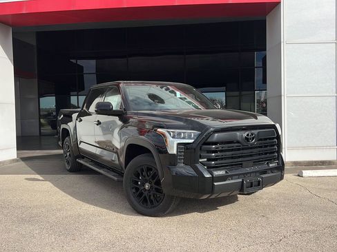 New 2026 Toyota Tundra Limited image 2