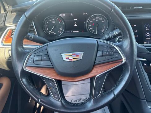 Used 2021 Cadillac XT5 Premium Luxury AWD/4WD image 17