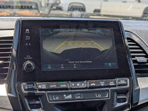 Used 2018 Honda Odyssey EX image 19