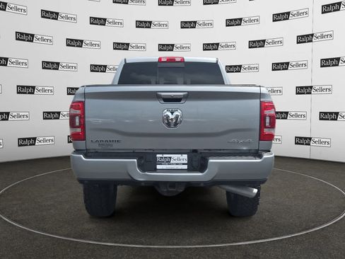 Used 2022 RAM 2500 Laramie AWD/4WD image 5