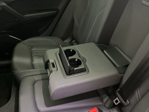 Used 2023 Audi Q5 2.0T Premium w/ Convenience Package image 37
