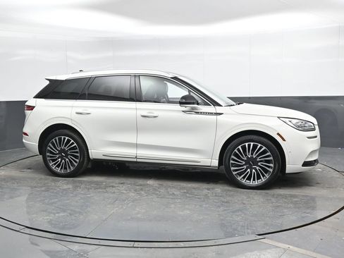 Used 2021 Lincoln Corsair Reserve w/ Equipment Group 201A image 5