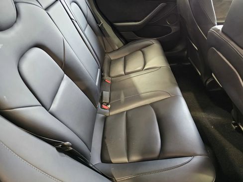 Used 2023 Tesla Model 3 Standard Range RWD image 9