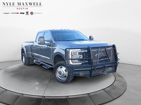 Used 2024 Ford F350 Lariat w/ FX4 Off-Road Package AWD/4WD image 2