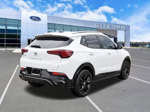 Used 2025 Buick Encore GX Sport Touring w/ Comfort Package FWD image 4