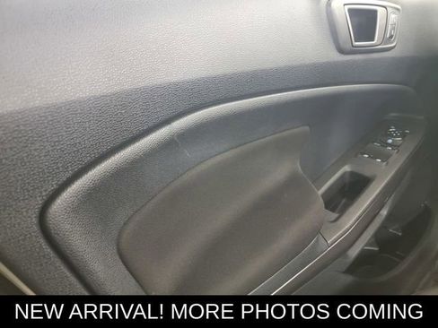 Certified 2020 Ford EcoSport SE image 31