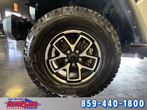 Used 2024 Jeep Wrangler Unlimited Rubicon image 15