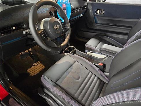 New 2026 MINI Cooper 2-Door Hardtop image 9