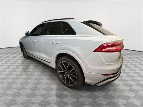 Used 2023 Audi Q8 Premium Plus w/ Premium Plus Package AWD/4WD image 3
