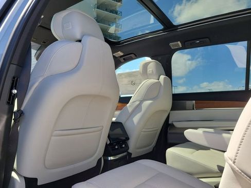 New 2026 Cadillac Vistiq Sport w/ LPO, Floor Liner Package AWD/4WD image 24