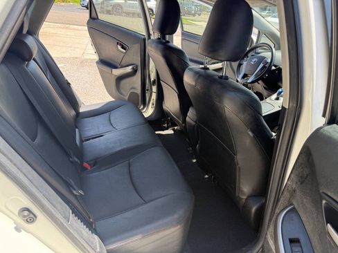 Used 2013 Toyota Prius FWD image 12