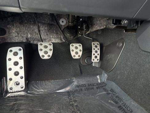 Used 2025 Subaru BRZ tS w/ Popular Package 2 image 18