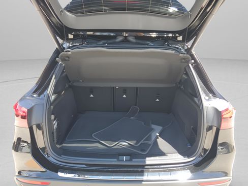 Certified 2025 Mercedes-Benz GLA 250 image 7