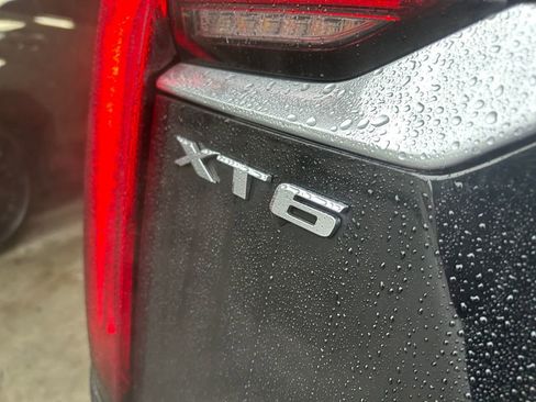 Used 2020 Cadillac XT6 Premium Luxury w/ Platinum Package image 32