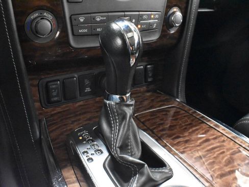 Used 2020 Nissan Armada SL w/ Premium Package image 21