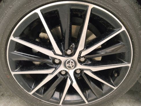 Used 2022 Toyota Camry SE FWD image 31