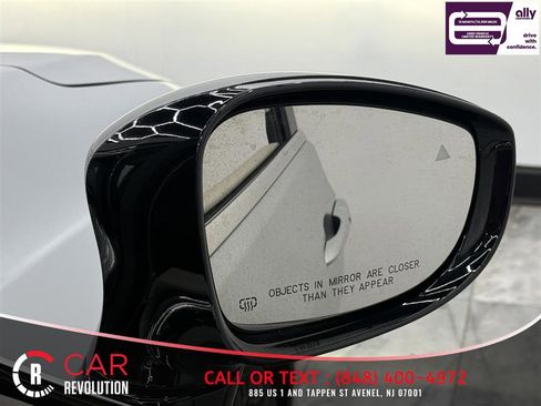 Used 2024 Chrysler Pacifica Touring-L FWD image 44