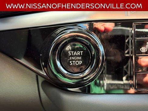New 2026 Nissan Pathfinder SL AWD/4WD image 17