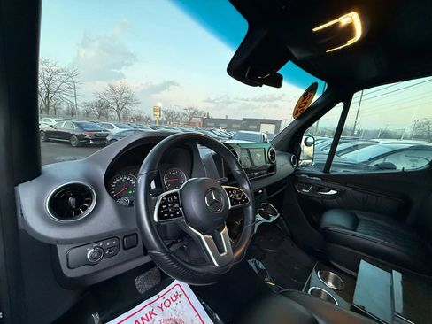 Used 2021 Mercedes-Benz Sprinter 3500 w/ Comfort Plus Package image 26