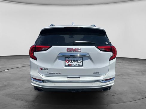 Used 2020 GMC Terrain Denali w/ Denali Premium Package AWD/4WD image 16