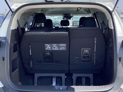 New 2026 Kia Carnival LXS FWD image 22