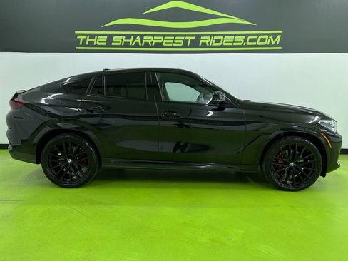 Used 2022 BMW X6 xDrive40i w/ Executive Package image 10